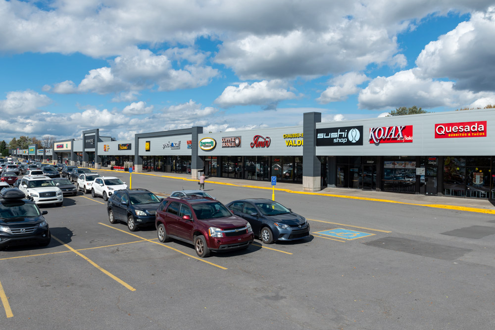 Centennial Plaza Plaza Reit