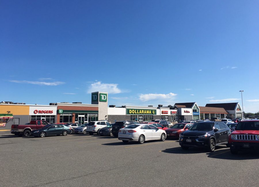 http://plaza.ca/wp-content/uploads/2020/05/Oromocto-Mall-4-WEB.jpg