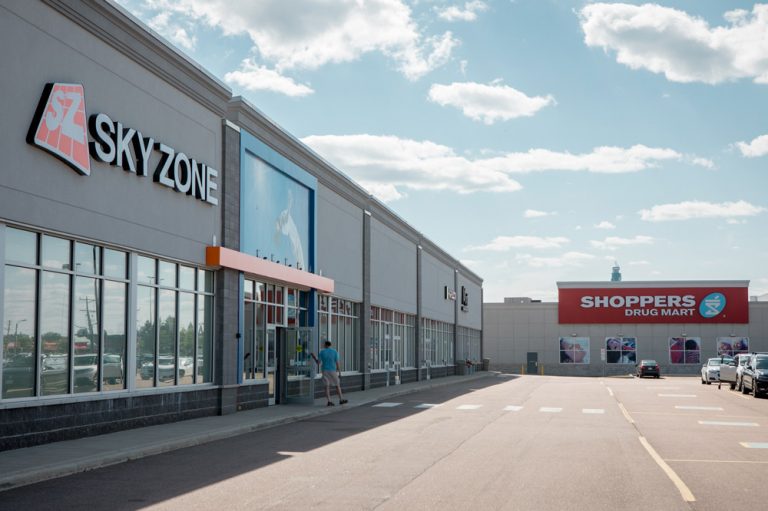 ChamplainStreetPlazaDieppe3_WEB Plaza Reit