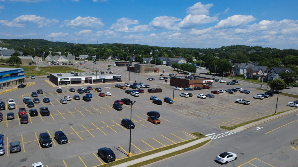 Lansdowne Plaza