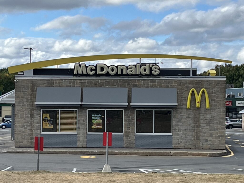 Nashwaaksis Plaza