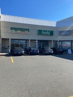 Arthur Street West Plaza